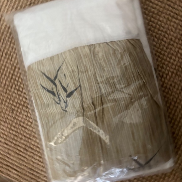 KING SIZE BED SKIRT - ASIAN PRINT - Picture 2 of 7